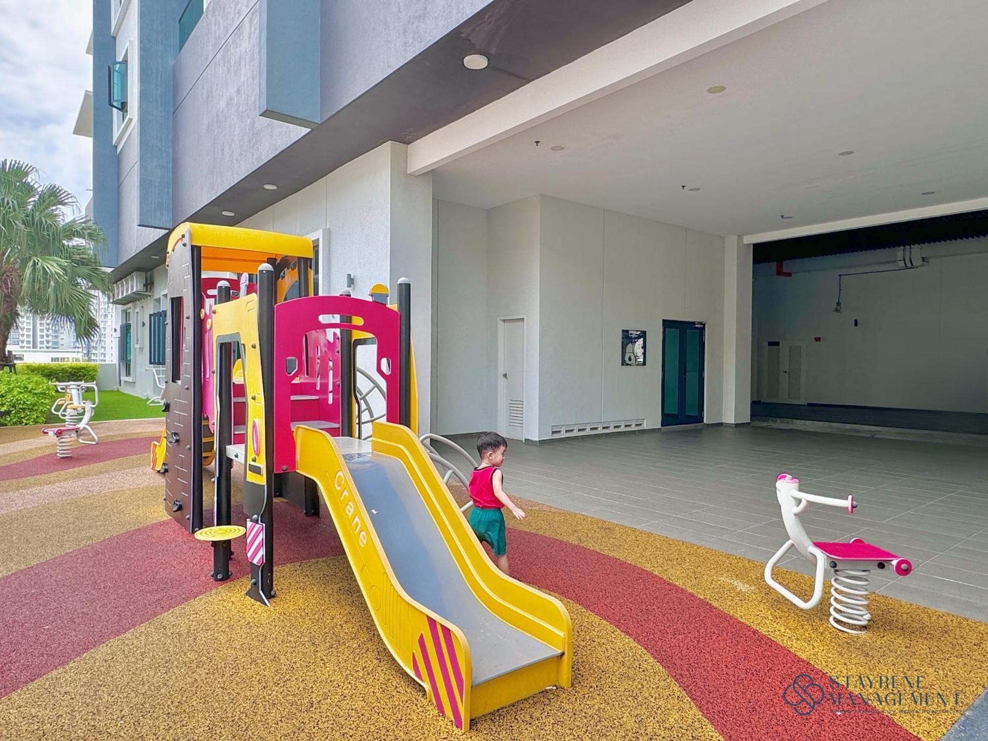 Melaka Ong Kim Wee Residences By Stayrene ภายนอก รูปภาพ